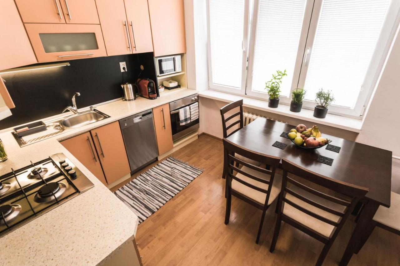 Flexihome Sk - Tolsteho - Free Parking On The Street - 2 Bedrooms Koszyce Zewnętrze zdjęcie
