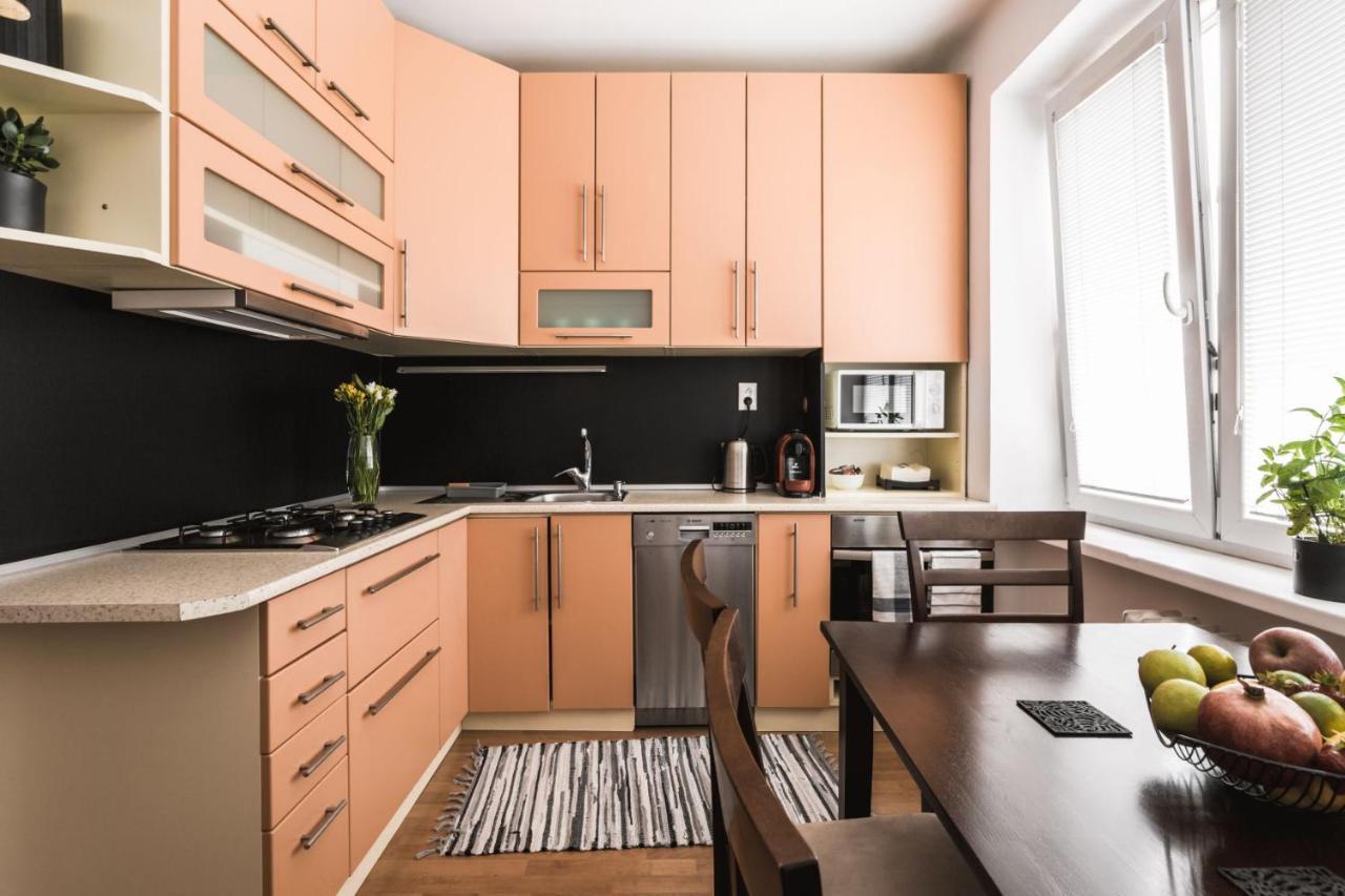 Flexihome Sk - Tolsteho - Free Parking On The Street - 2 Bedrooms Koszyce Zewnętrze zdjęcie